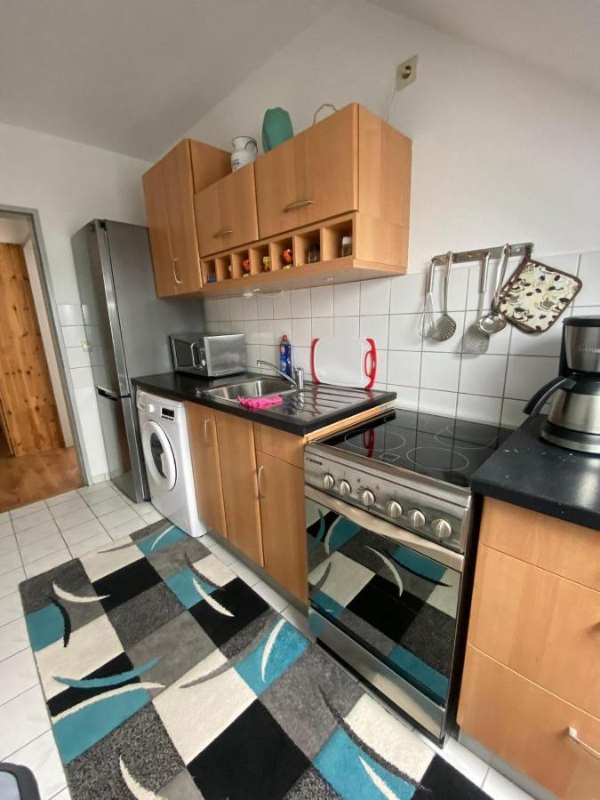 Dachgeschoss Apartment Mit Ausblick Halle  Exterior foto